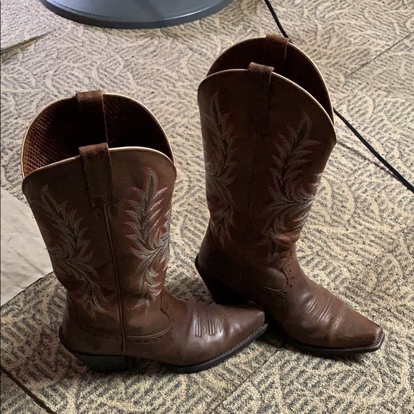 Ariat Square toe boots - Picture 2 of 6